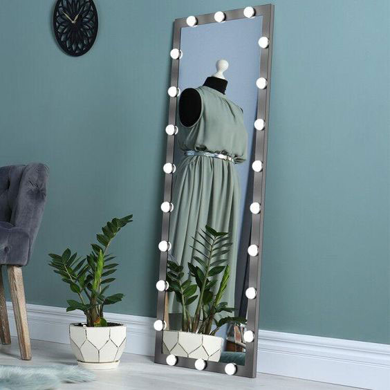 آینه هالیوودی مهتابی قابدار