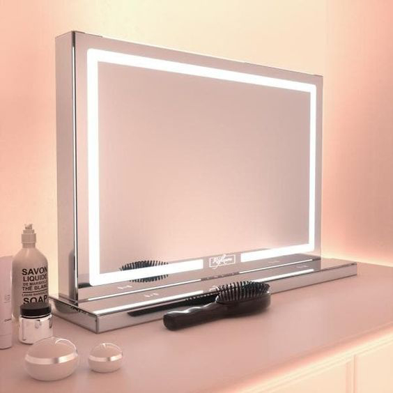 آینه میکاپ مدرن سال
