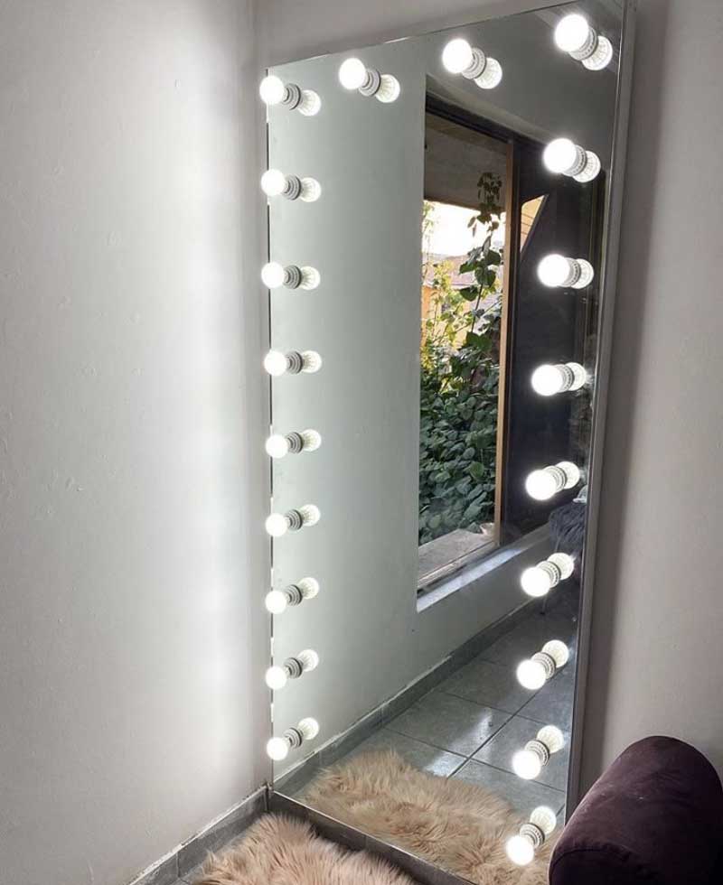 آینه لامپی قدی