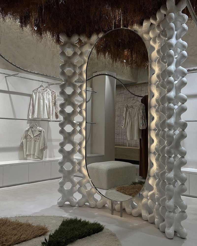 آینه قدی برای مزون