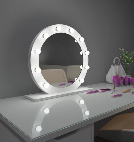 آینه گرد لامپ‌دار