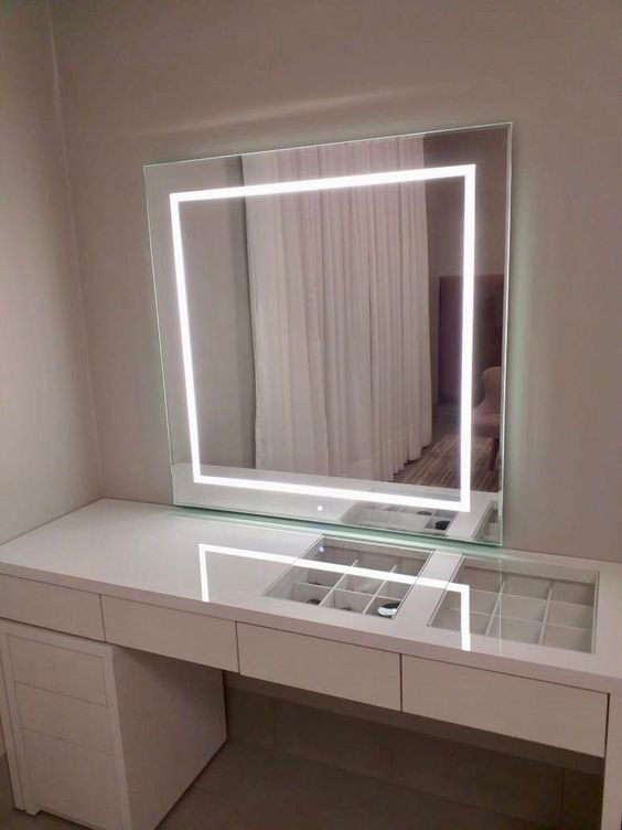 انواع آینه رومیزی نوری