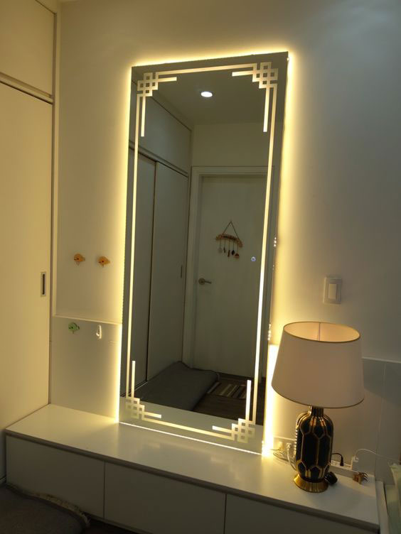 آینه مستطیلی نوردار