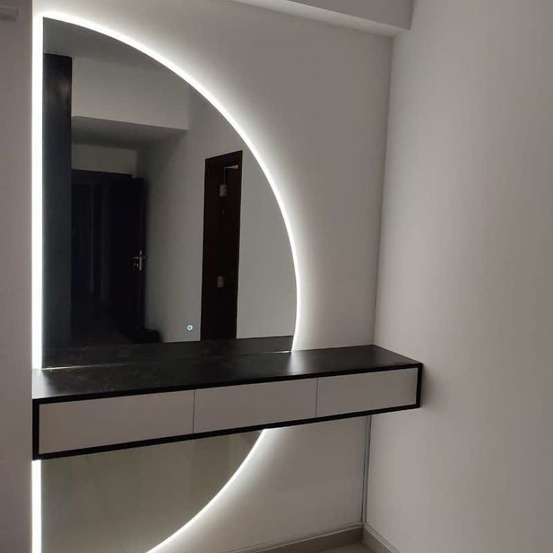 آینه قدی نیم دایره